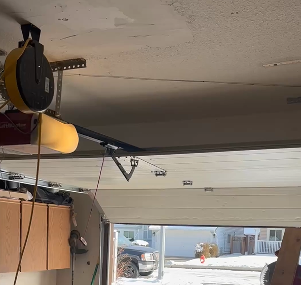 Garage door opener repair serve in Fort Lauderdale.
